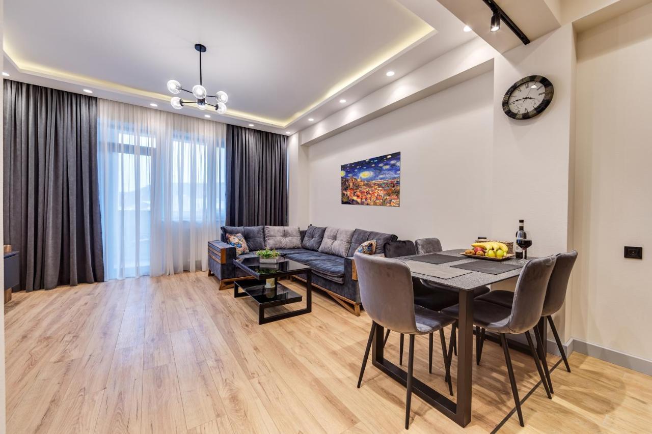 2Br Luxury Apartment Globe Tbilisi Eksteriør bilde